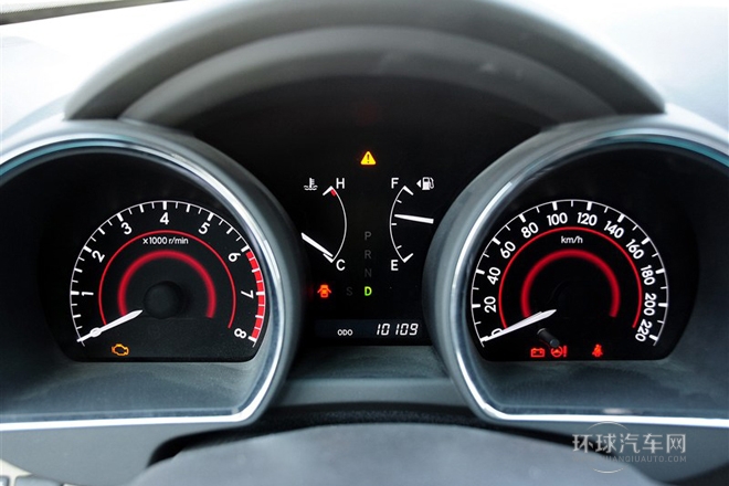 2012款 2.7L 兩驅(qū)7座豪華導(dǎo)航版