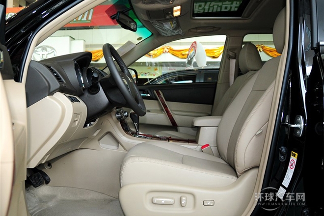2012款 2.7L 兩驅(qū)7座至尊版