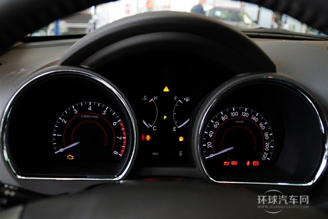 2012款 2.7L 兩驅(qū)7座至尊版