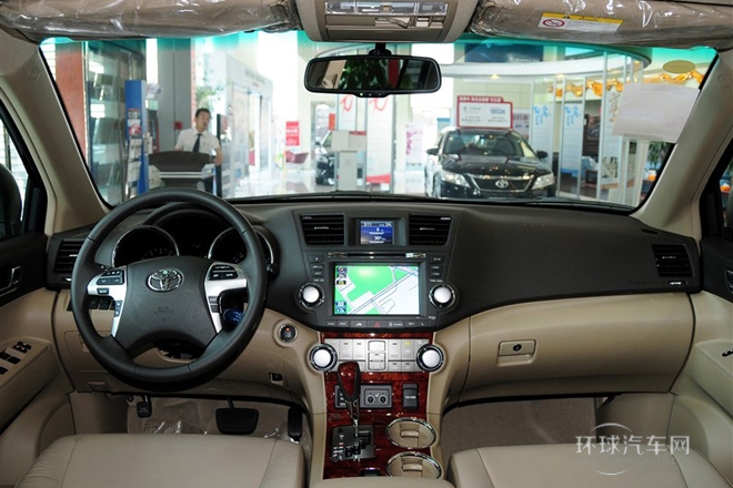 2012款 2.7L 兩驅(qū)7座至尊版