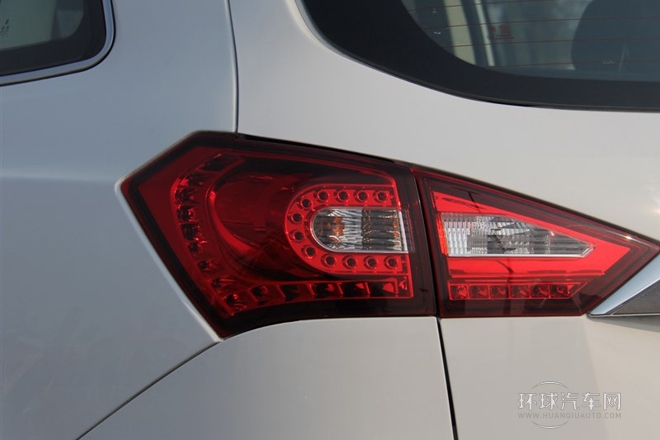 2014款 1.5T 手動尊貴型