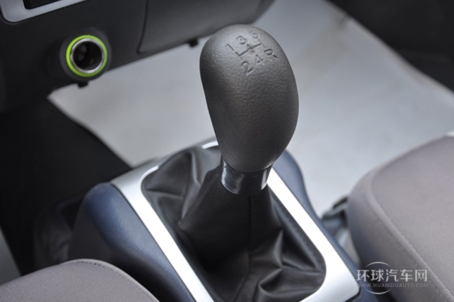 2012款 1.2L標(biāo)準(zhǔn)型