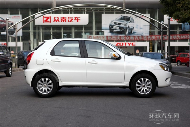 2011款 1.3L 手動(dòng)豪華型