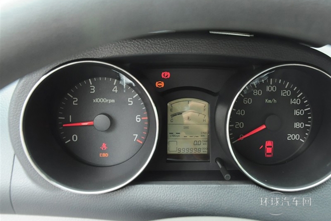 2011款 1.3L 手動尊貴型
