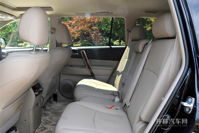2012款 3.5L 四驅(qū)7座至尊版