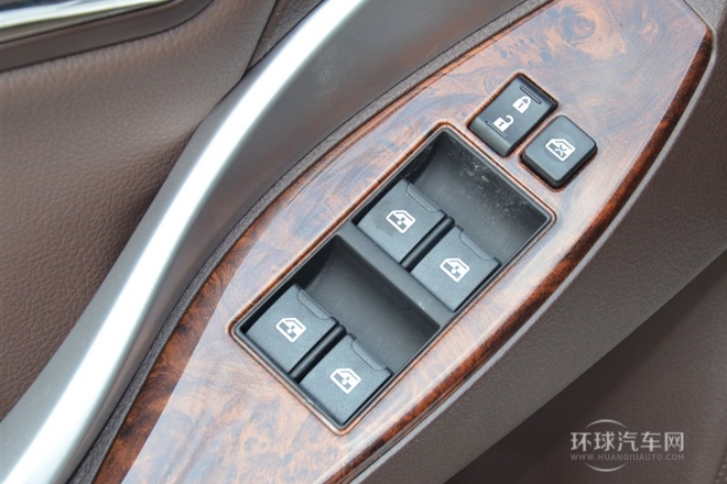 2014款 1.6L 自動(dòng)豪華型