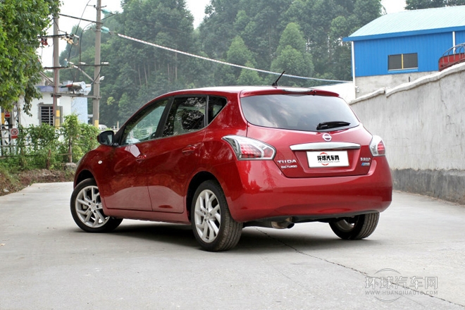 2011款 1.6T 手動(dòng)致酷版