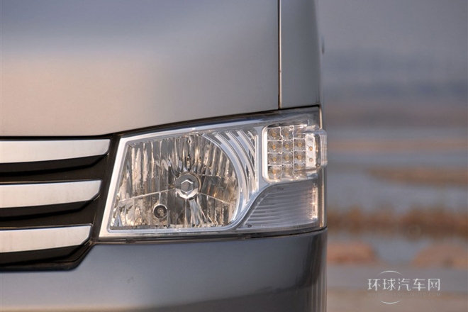 2013款 2.8T新干線標(biāo)準(zhǔn)型 柴油長(zhǎng)軸ISF2.8