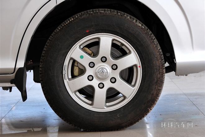 2011款 2.4L-M240SL財(cái)富快車舒適版4G64