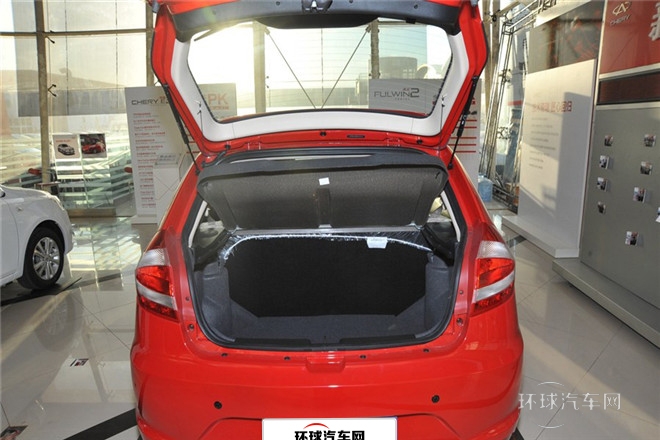 2013款 兩廂 1.5L 手動(dòng)暢意版