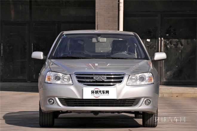 2012款 1.5L 手動標(biāo)準(zhǔn)型