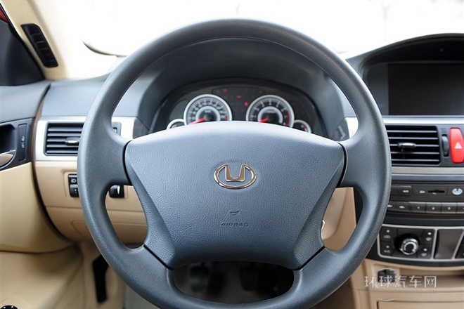 2013款 2.0L 手動(dòng)舒適型