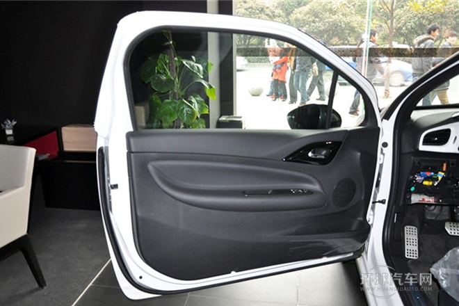 2012款 1.6L 時(shí)尚版