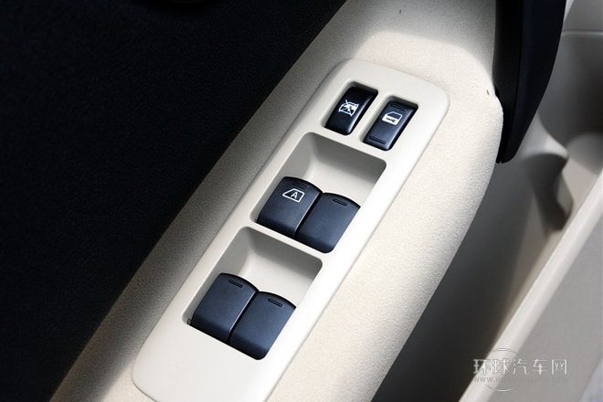 2012款 1.6XE 風(fēng) 5MT 2WD