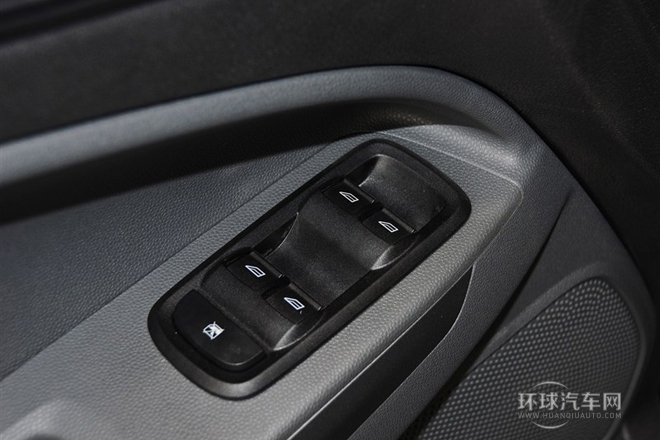 2013款 1.5L 手動(dòng)舒適型