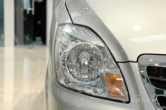 2010款 2.4L財(cái)富快車標(biāo)準(zhǔn)版M240-4G64