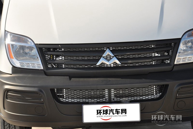 2014款 2.5T傲運(yùn)通長(zhǎng)軸高頂