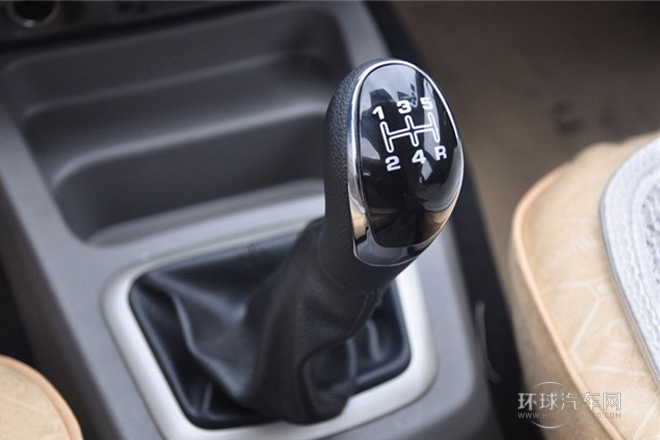 2013款 1.5L樂(lè)尚型