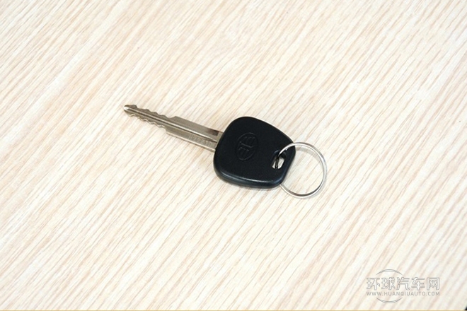 2012款 N3 1.0L 兩廂標(biāo)準(zhǔn)型