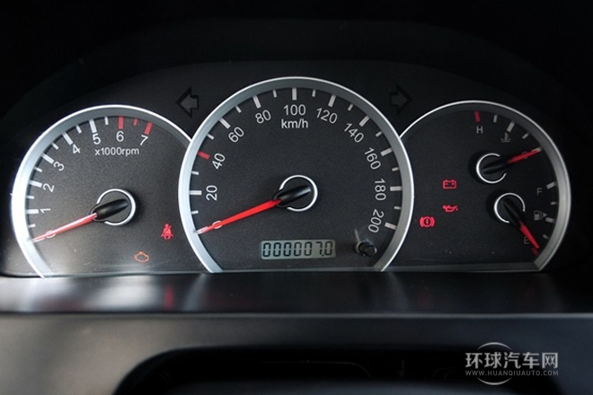 2012款 N3 1.0L 兩廂標(biāo)準(zhǔn)型