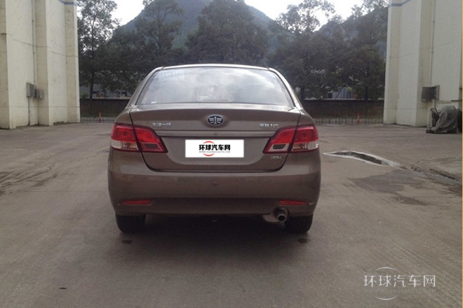 2014款 1.3L 手動(dòng)舒適型