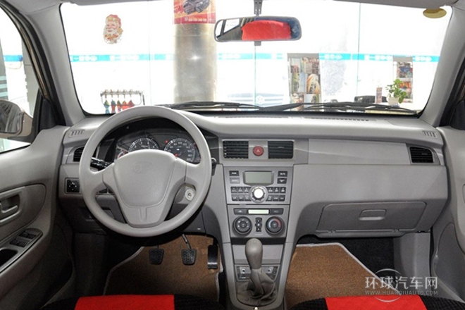 2014款 1.0L 手動標(biāo)準(zhǔn)型