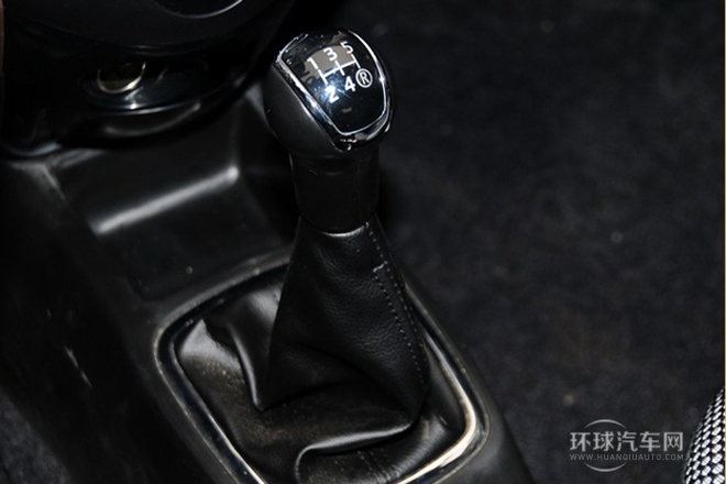 2013款 1.3L 手動智能節(jié)油尊貴型