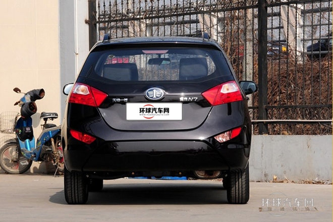 2013款 1.3L 手動(dòng)豪華型