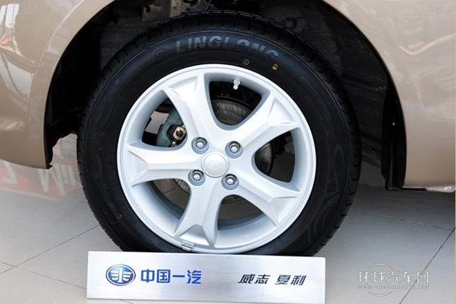 2013款 1.3L 手動舒適型
