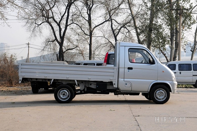 2011款 1.0L基本型加長(zhǎng)箱