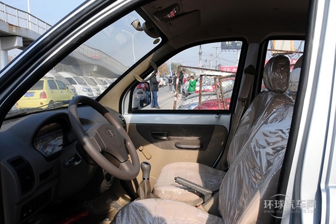 2011款 1.0L標(biāo)準(zhǔn)型DA465QA