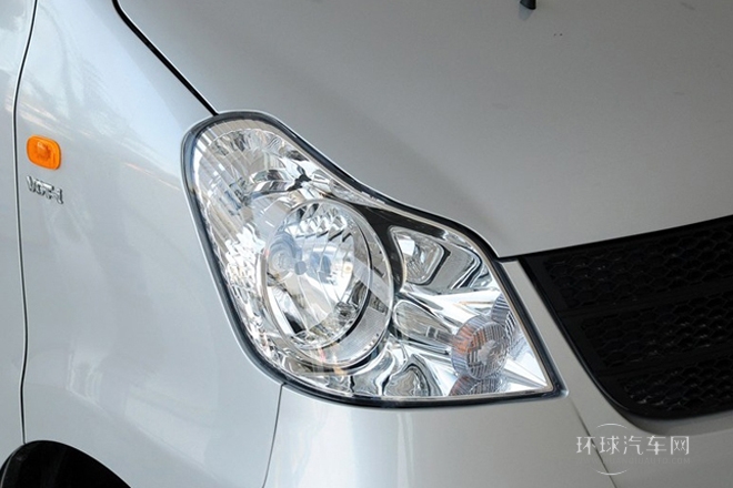 2012款 1.0L標(biāo)準(zhǔn)型