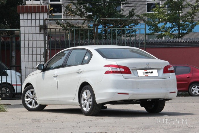 2014款 1.8L 手動領(lǐng)先版