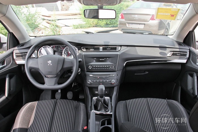 2014款 1.8L 手動(dòng)領(lǐng)先版