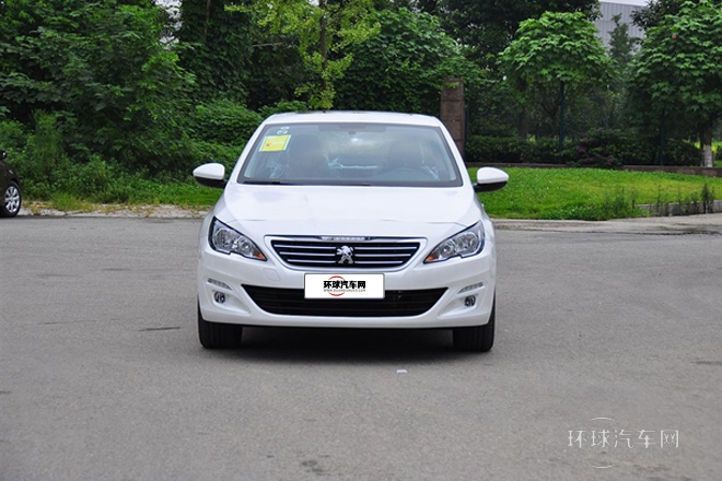 2014款 1.8L 自動(dòng)領(lǐng)先版
