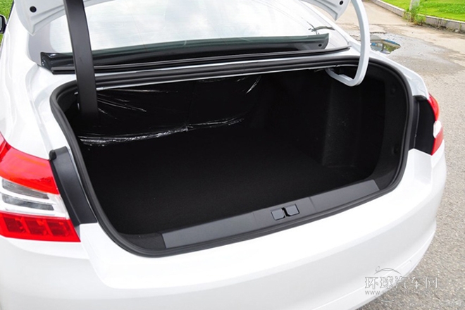 2014款 1.8L 自動(dòng)領(lǐng)先版