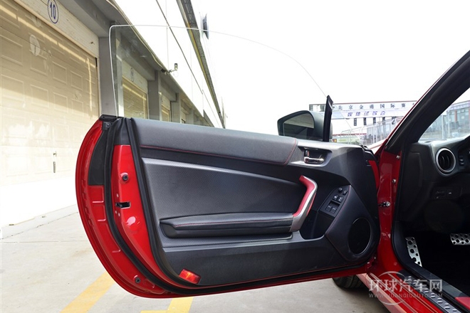 2013款 2.0L 自動(dòng)豪華型