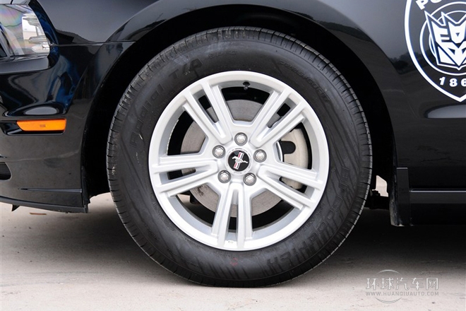 2013款 3.7L 手動標(biāo)準(zhǔn)型