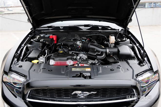 2013款 3.7L 手動標(biāo)準(zhǔn)型