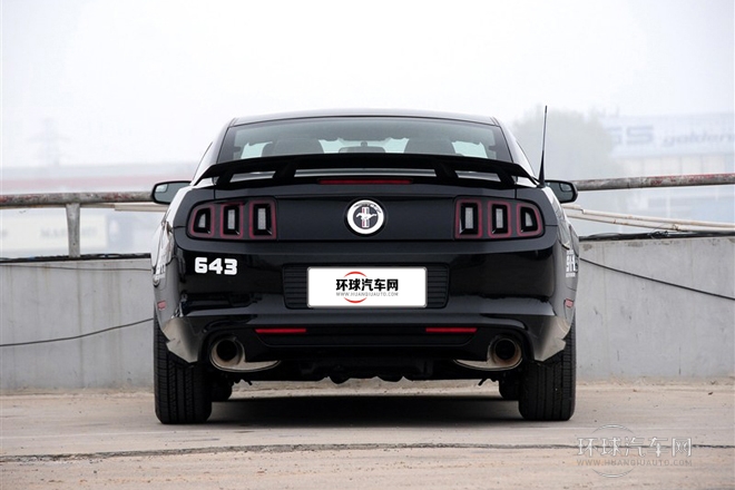 2013款 3.7L 手動(dòng)標(biāo)準(zhǔn)型