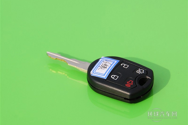 2013款 3.7L 自動標準型