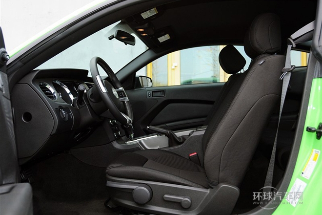 2013款 3.7L 自動(dòng)標(biāo)準(zhǔn)型