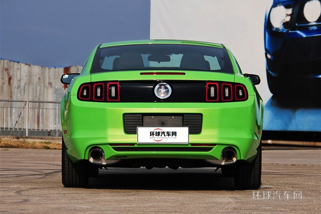 2013款 3.7L 自動標(biāo)準(zhǔn)型
