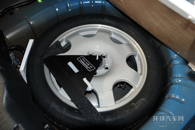 2013款 5.0L GT自動(dòng)標(biāo)準(zhǔn)型