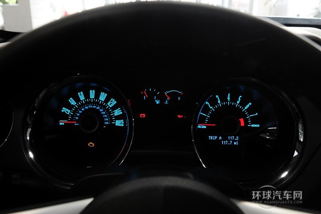 2013款 5.0L GT自動標(biāo)準(zhǔn)型