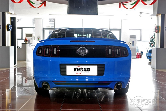 2013款 5.0L GT自動(dòng)標(biāo)準(zhǔn)型