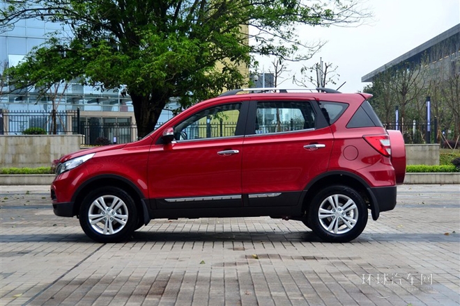 2014款 1.5L 手動(dòng)尊貴型