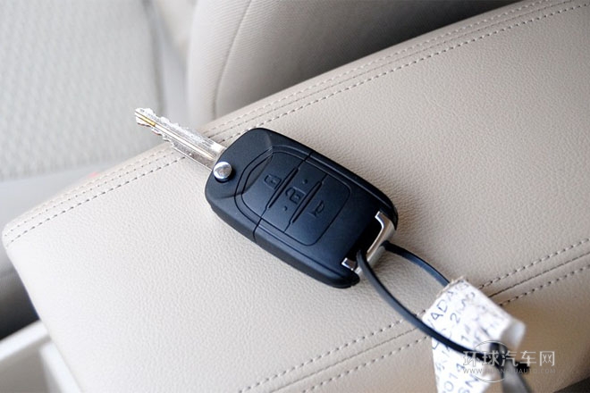2014款1.5L自動(dòng)   舒適型