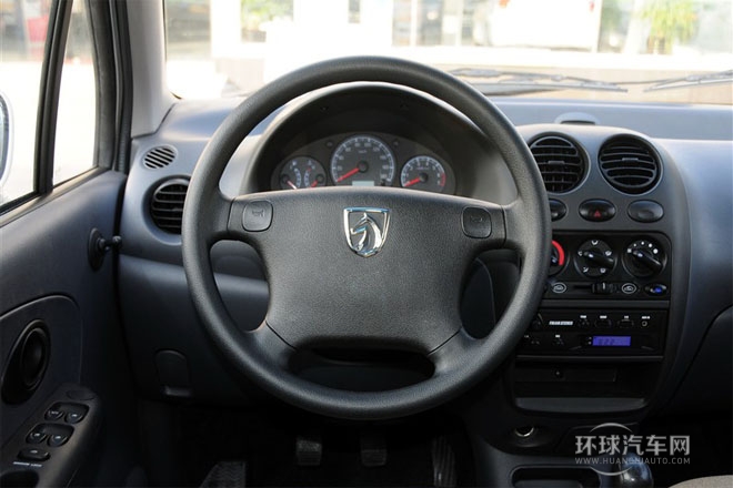 2012款 改款 1.0L 手動(dòng)P-TEC標(biāo)準(zhǔn)型
