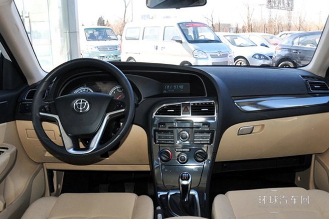 2012款 1.6L 手動(dòng)舒適型